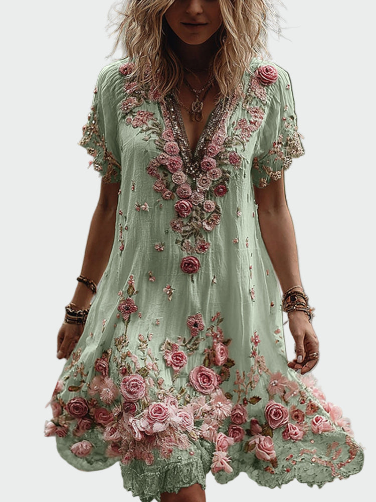 Rochie în stil vintage cu mâneci scurte și broderie florală elegantă