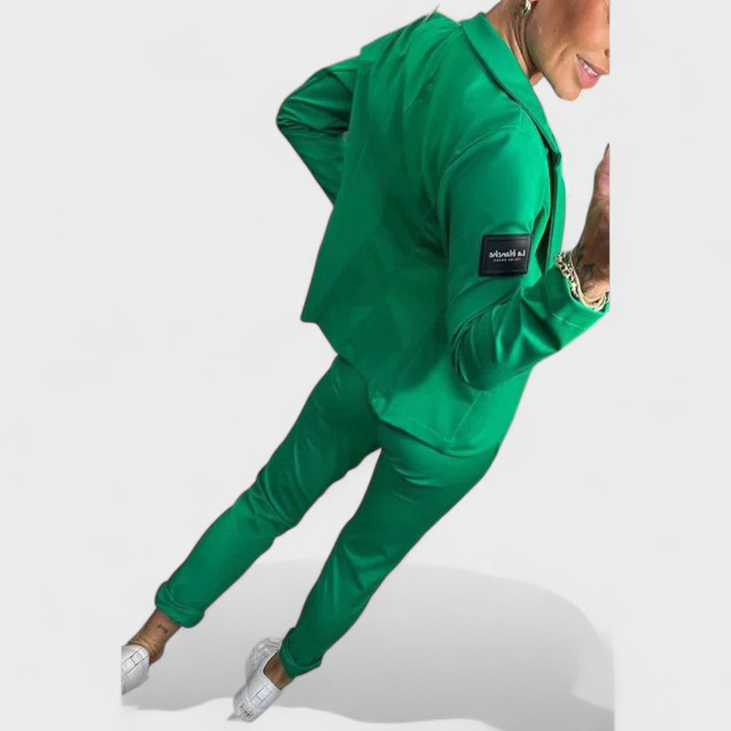 Karolina - Set croit la comandă cu sacou moale și pantaloni sport largi