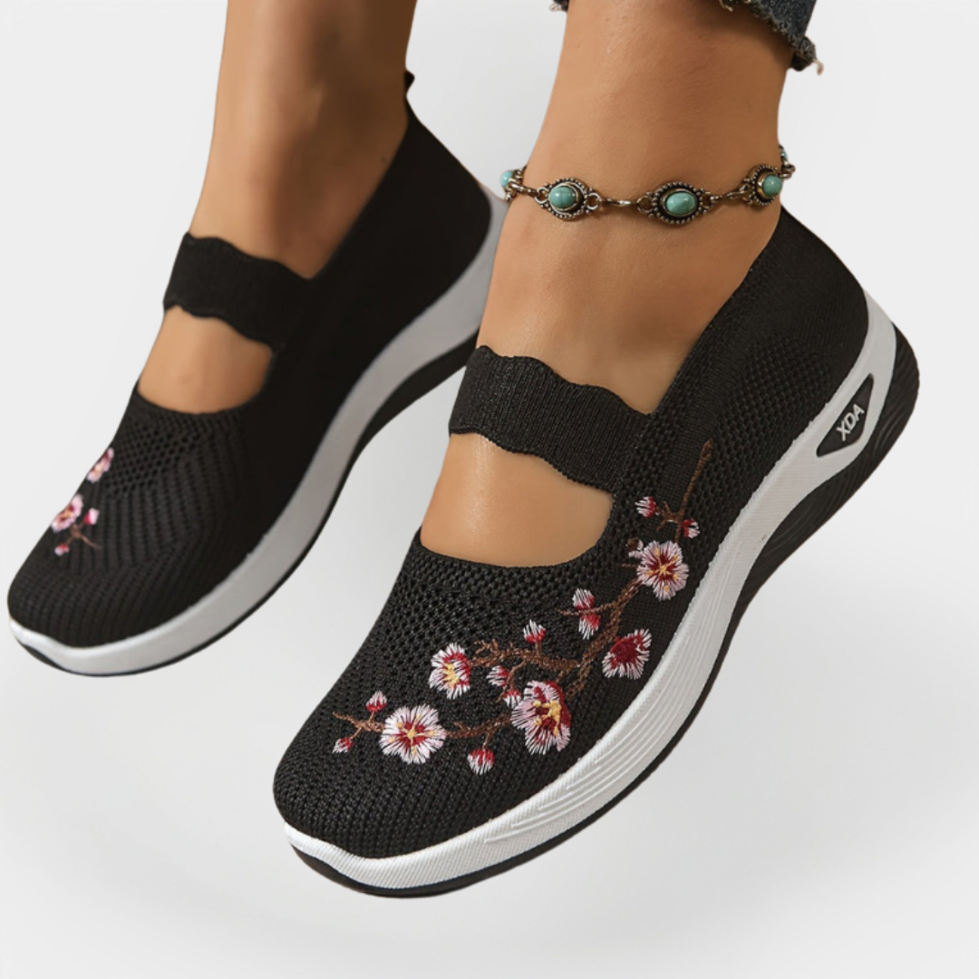Pantofi ortopedici cu broderie florală
