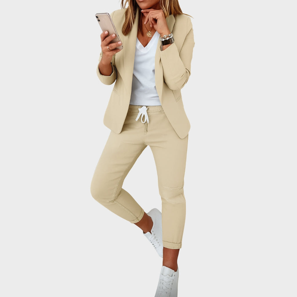Onutė – Costum Exclusiv