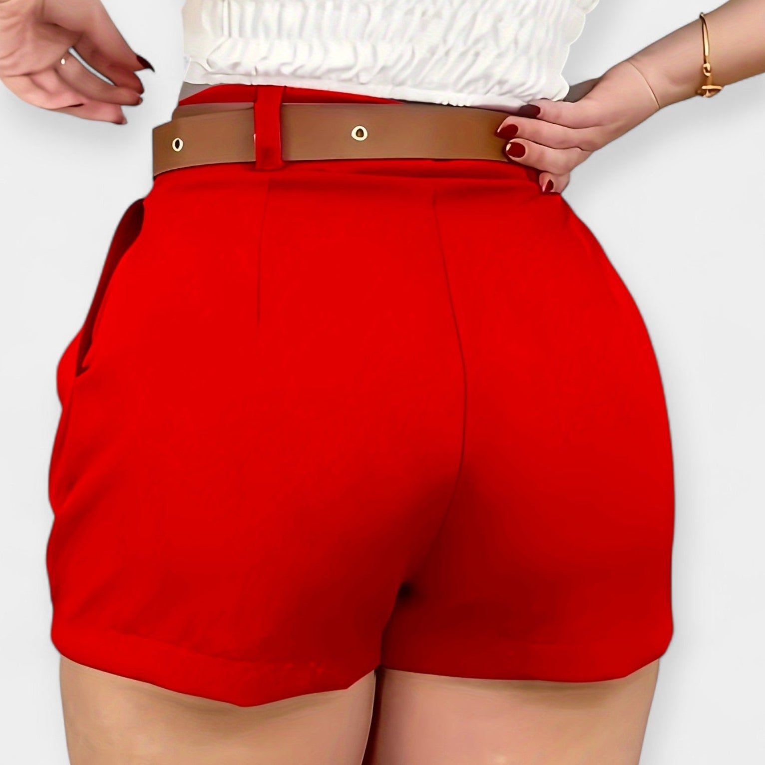 Pantaloni scurți plisați cu talie înaltă