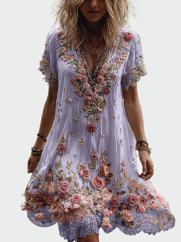 Rochie în stil vintage cu mâneci scurte și broderie florală elegantă