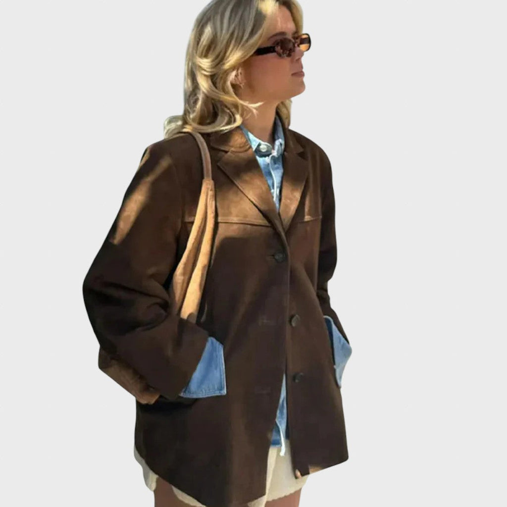 Dana | Oversized autumn suede jacket with a simple closure