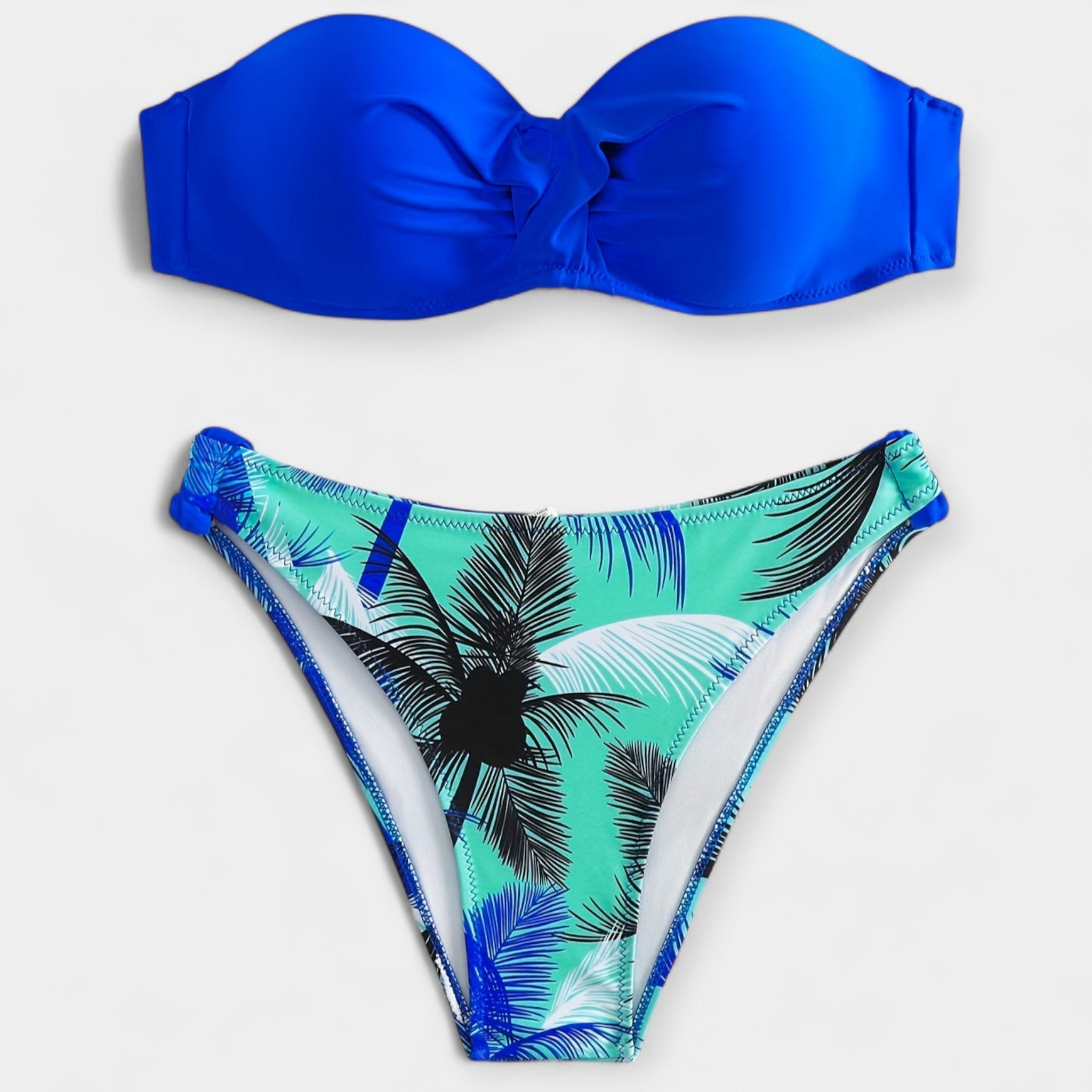 Bikini sexy cu spate deschis și stil