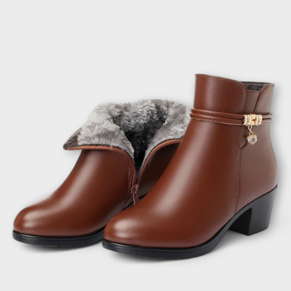 Rocío | Elegant and Comfortable Winter Ankle Boot with Zipper