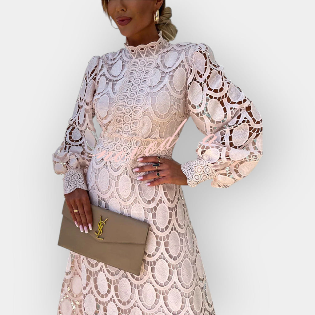Rochie romantică din dantelă