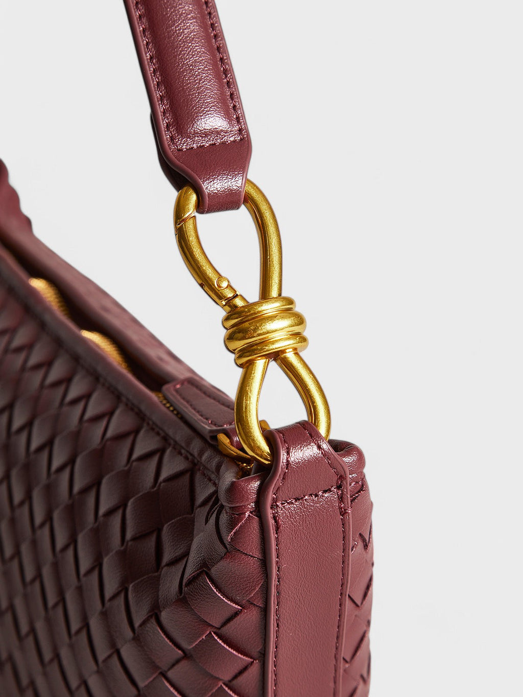 Lina - Burgundy Chic