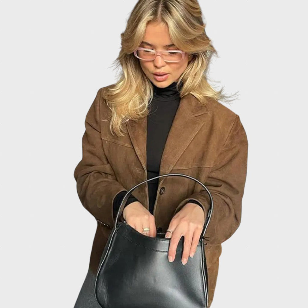 Dana | Oversized autumn suede jacket with a simple closure