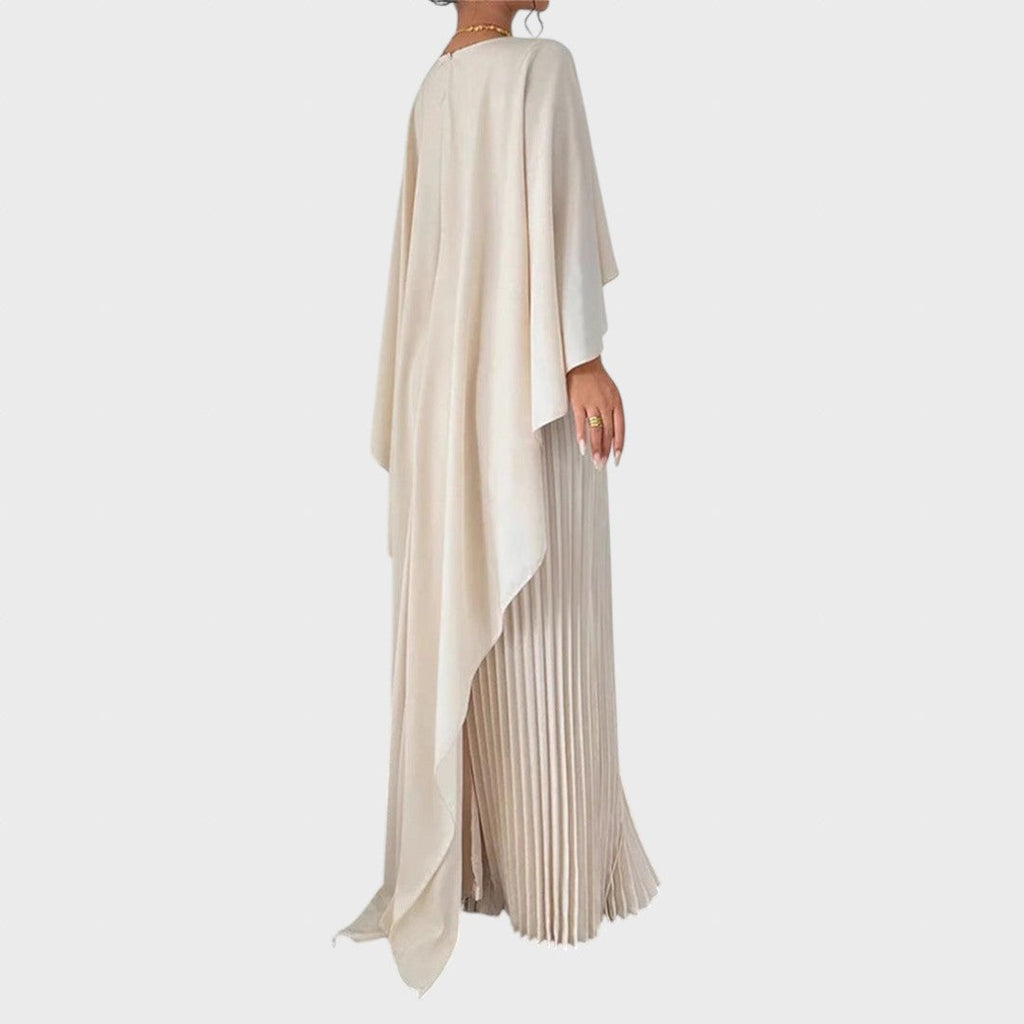 Aina | Rochie lungă elegantă cu pelerină și fustă plisată