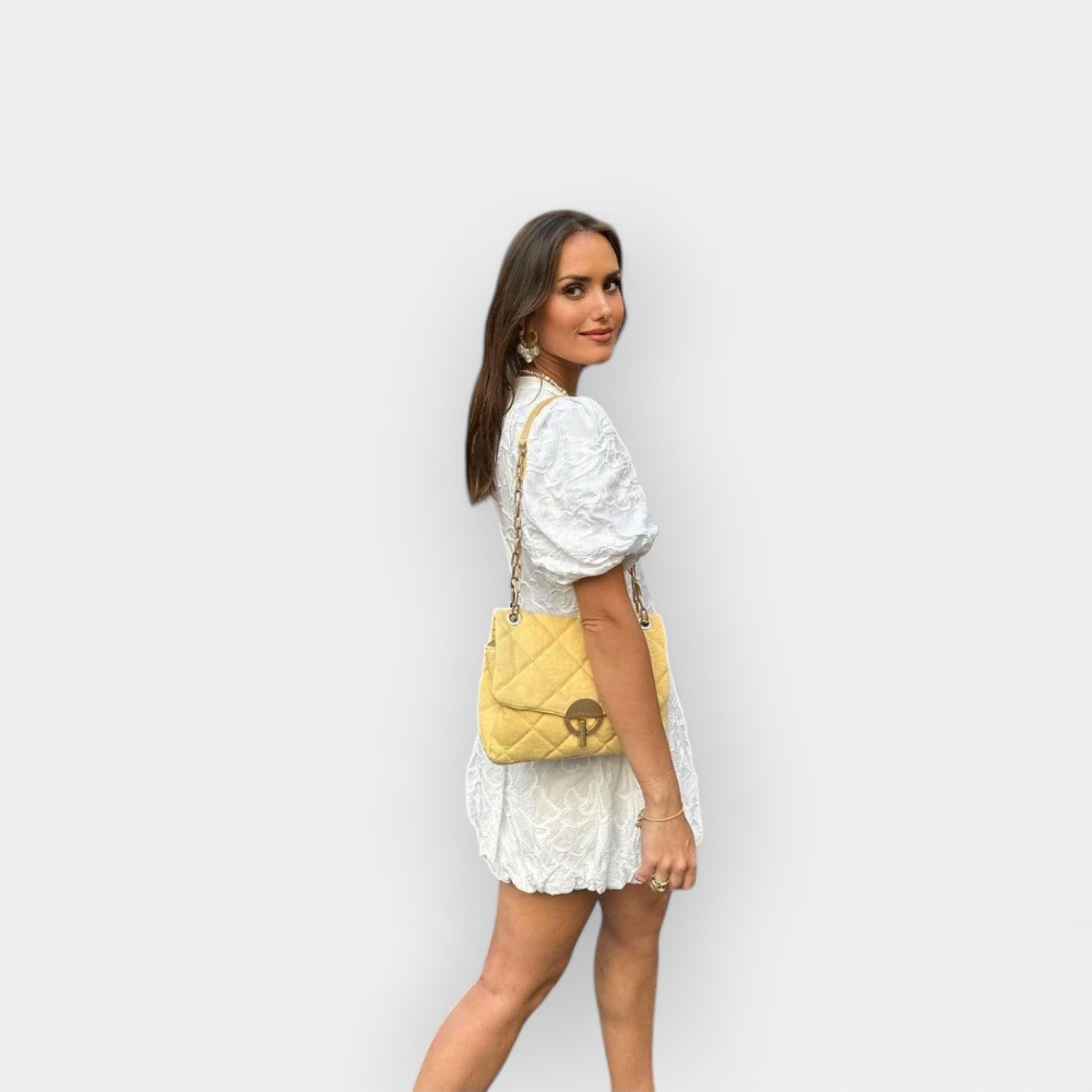 Rochie albă deschisă