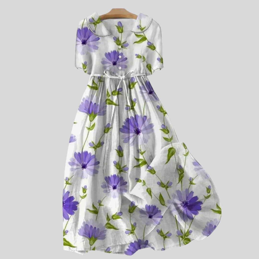Rochie cu flori în nuanță de lavandă