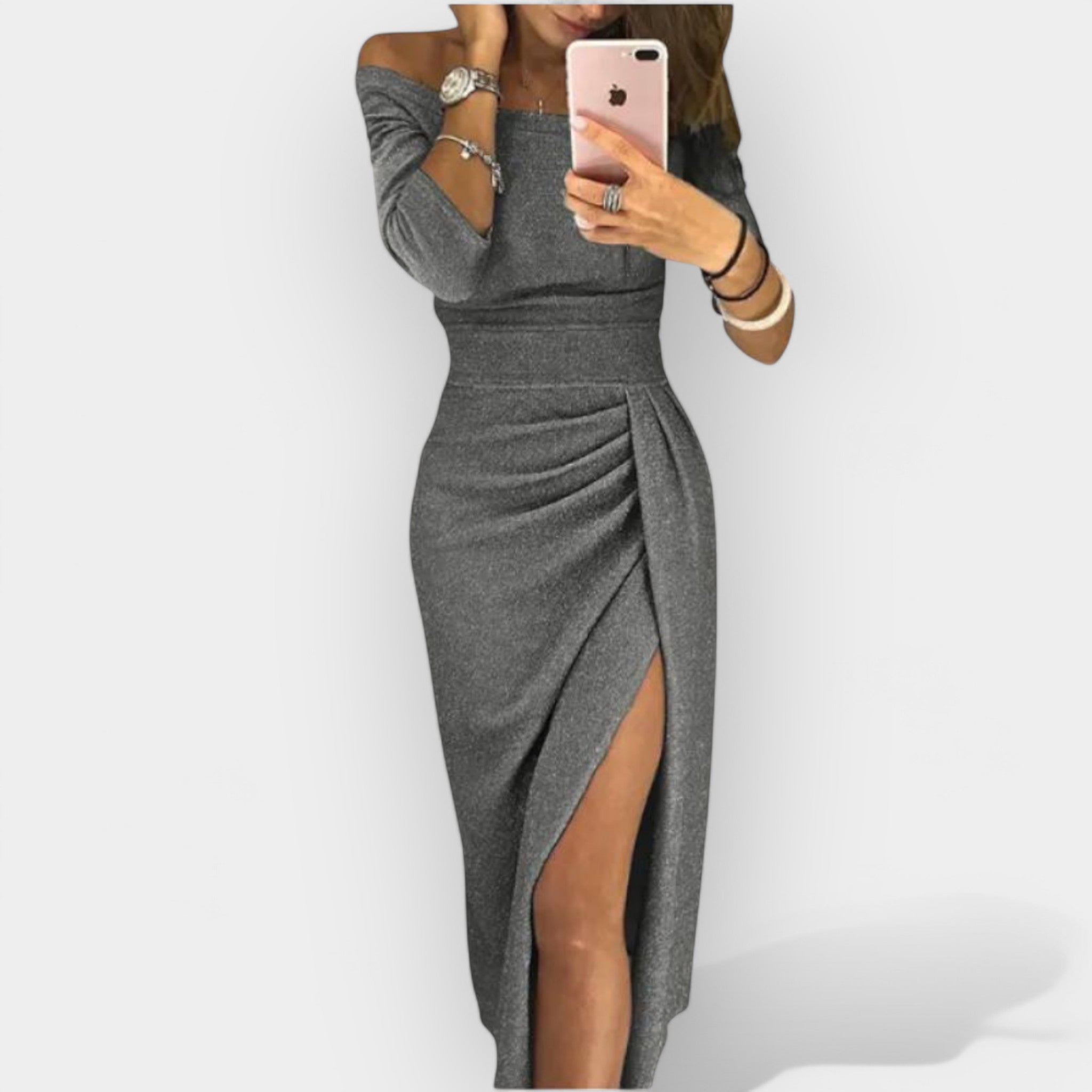 Rochie elegantă cu croială stilată
