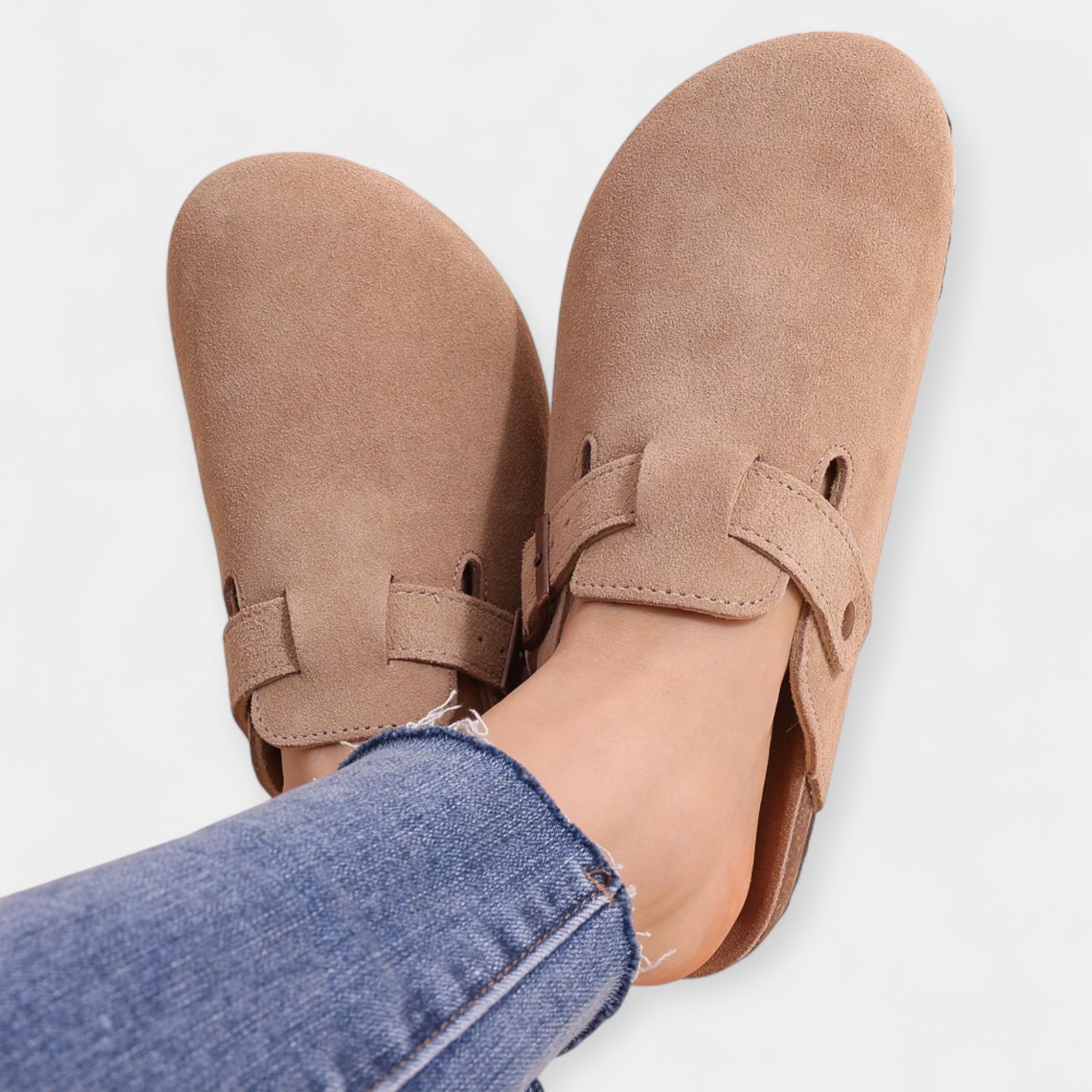 Papuci confortabili și ușori 