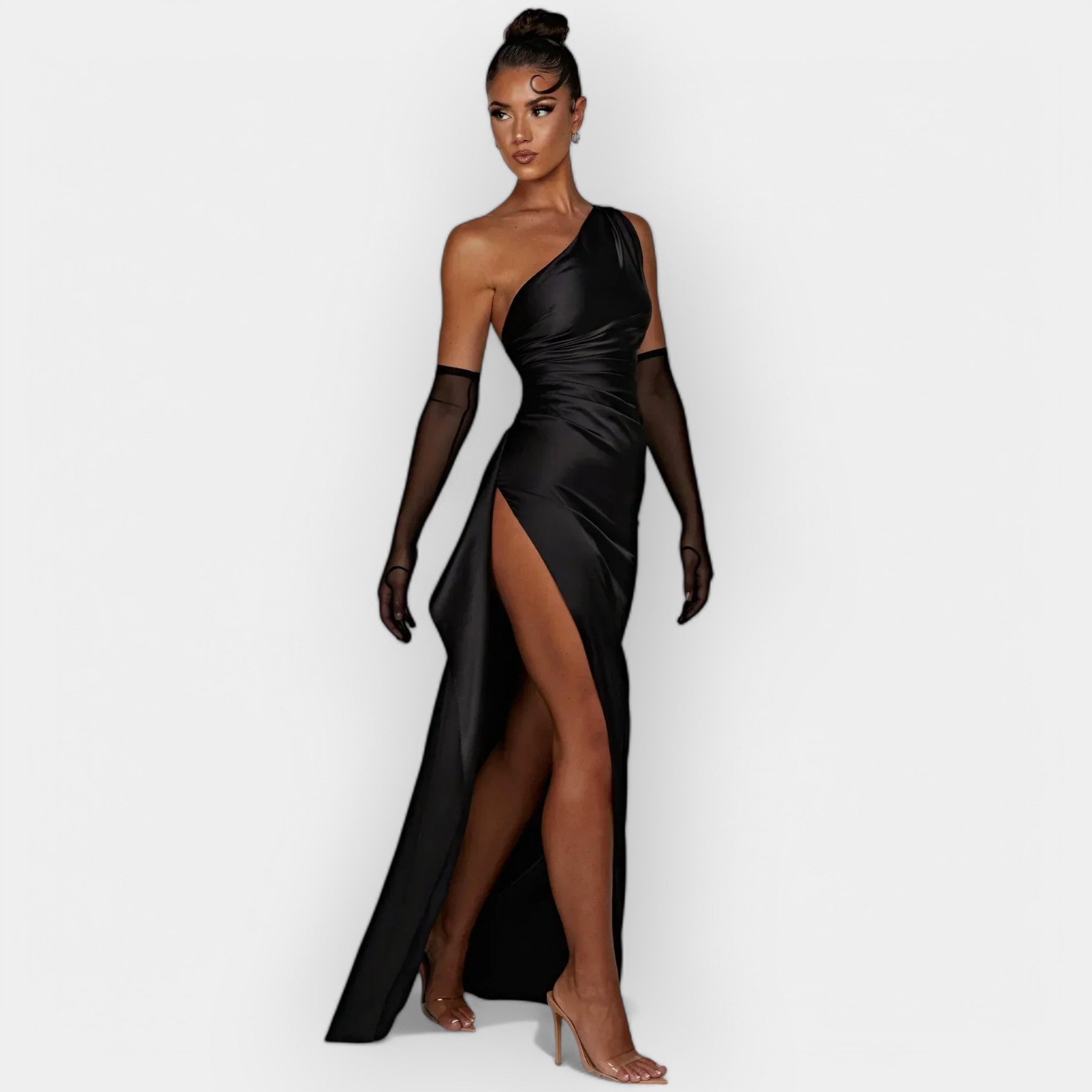 Rochie de satin pentru seri aristocratice