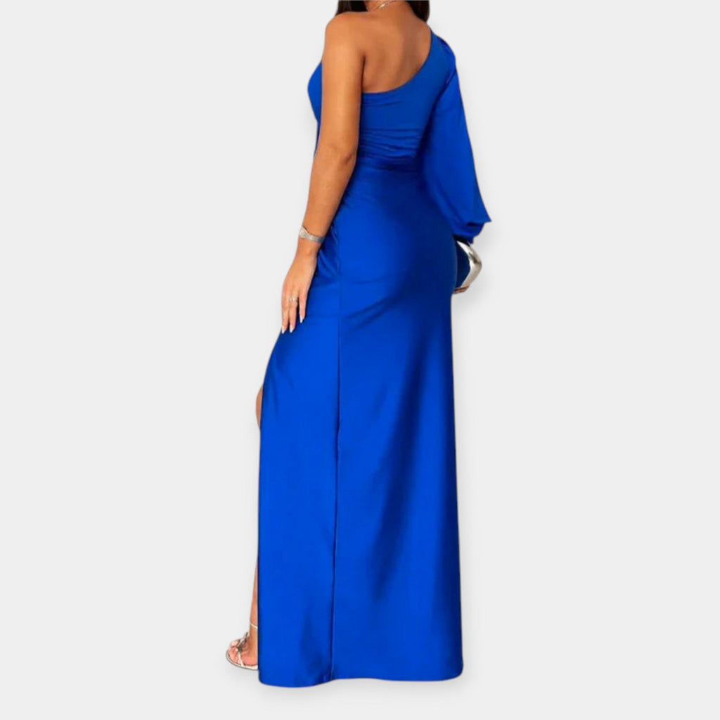 Rochie maxi cu un umăr și decupaj