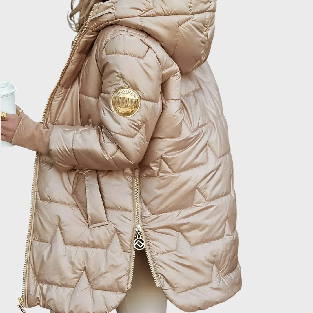 Sniegė | Long and warm quilted coat with a enveloping hood