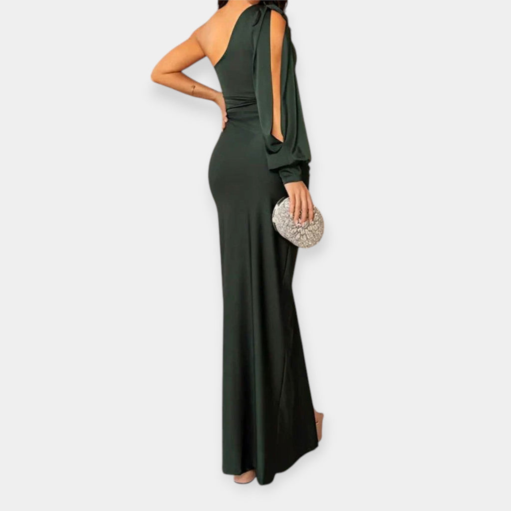 Rochie maxi cu un umăr și decupaj