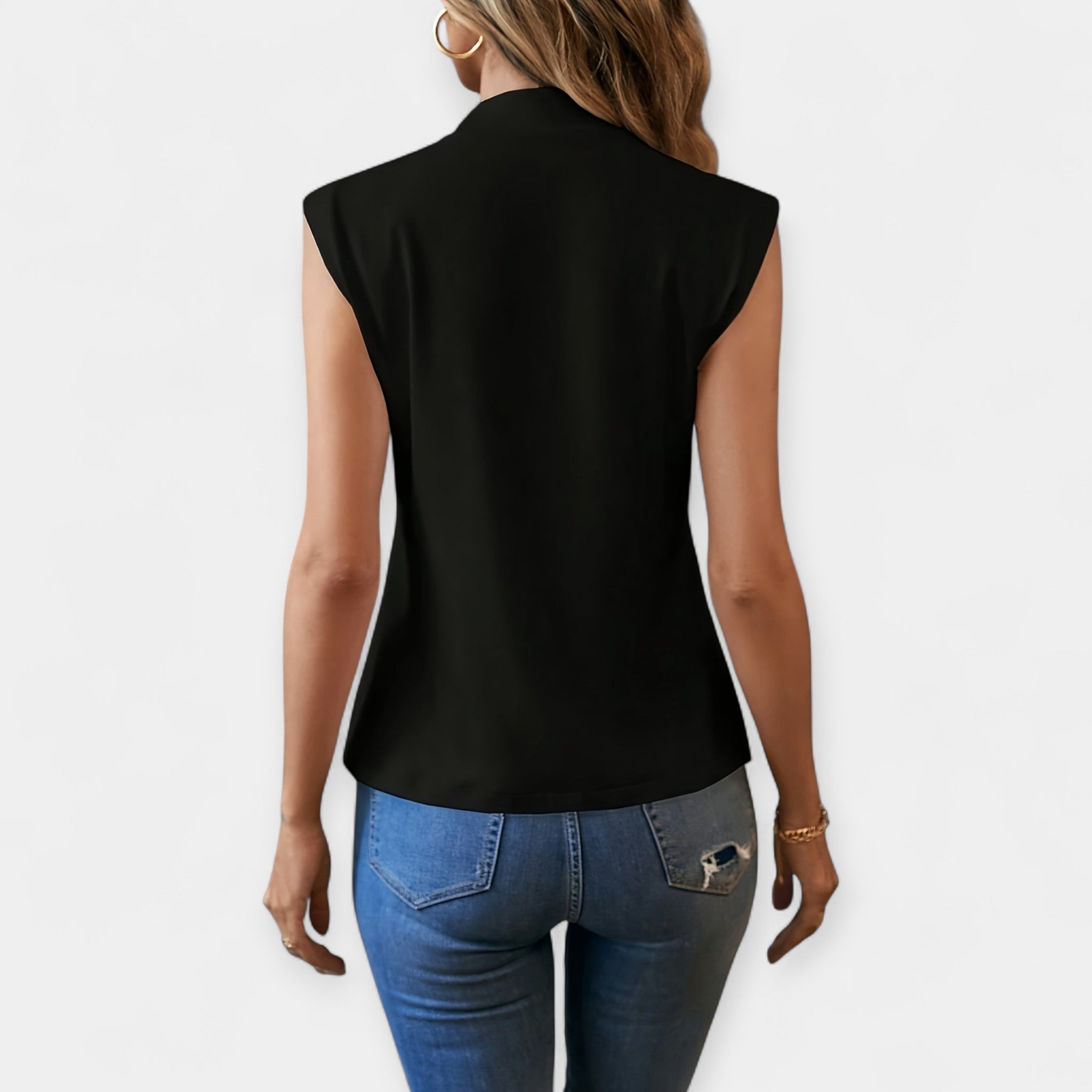 Top elegant fără mâneci