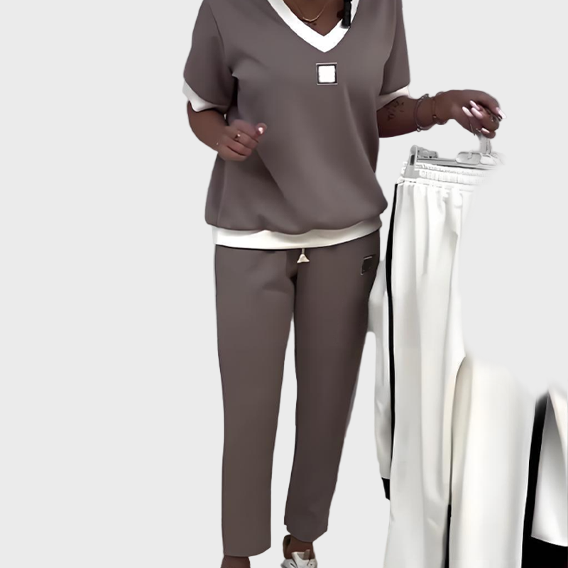 Set casual pentru femei cu top și pantaloni cu decolteu în V