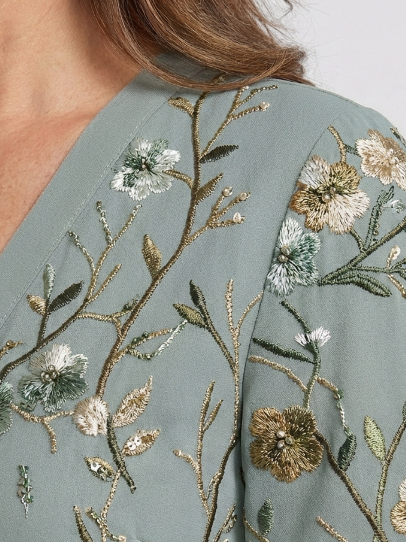 Evadne | Rochie Maxi cu Decolteu în V Floral și Mâneci Scurte