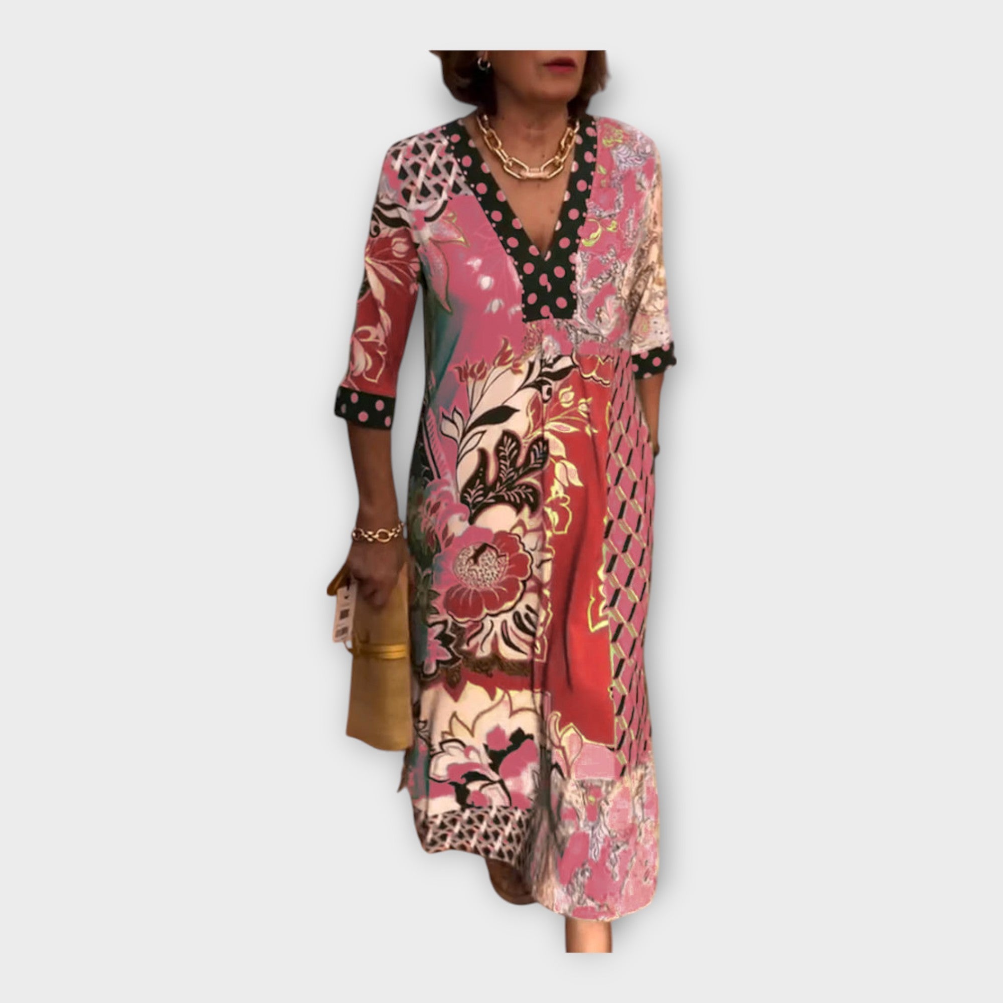 Rochie multicoloră cu nasturi și mâneci 3/4