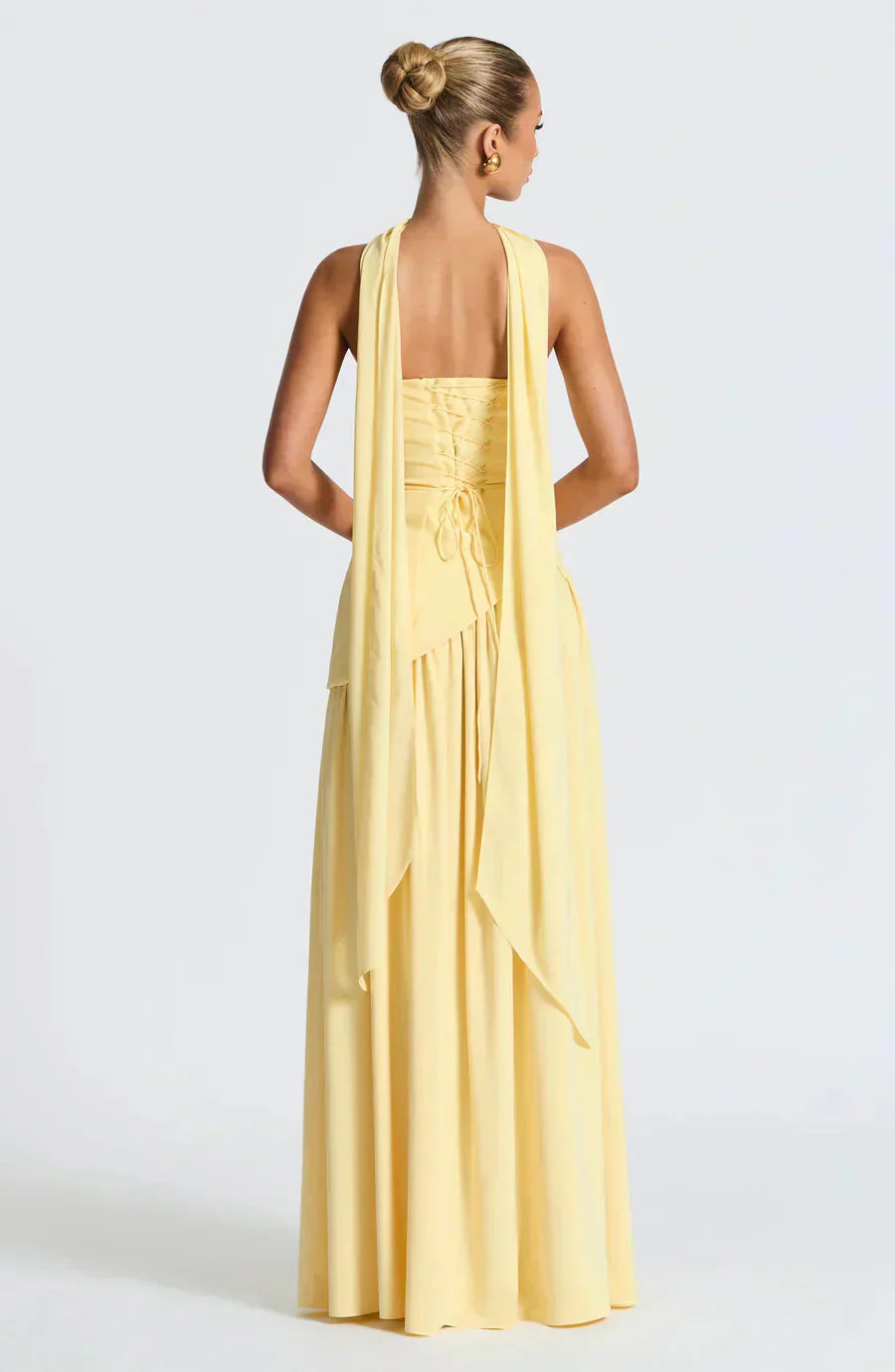 Rochie maxi cu o clasă care uimește